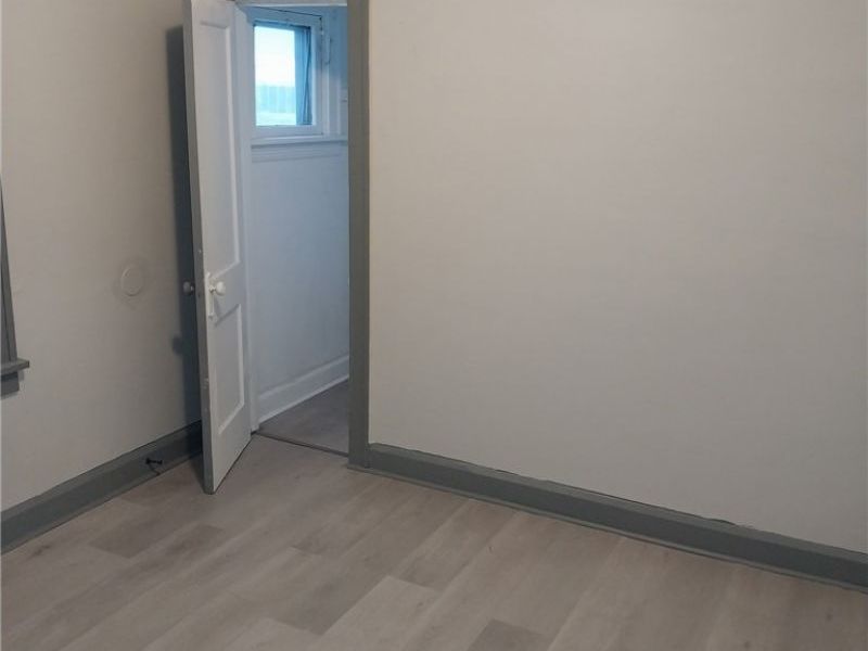 13901 Chapelside Avenue, Cleveland, OH 44120 Photo 11