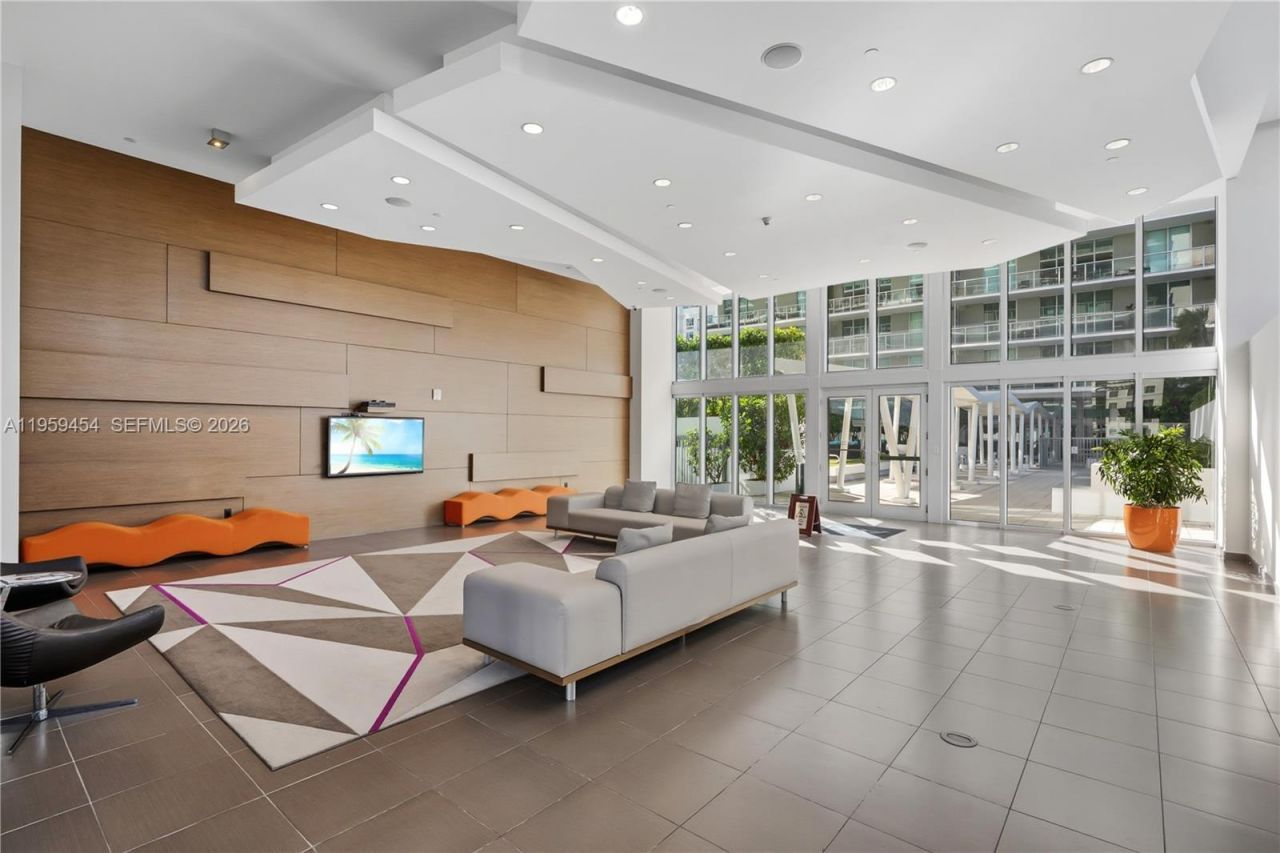 1111 SW 1st Ave, Unit UPH4019-, Miami, FL 33130 Photo