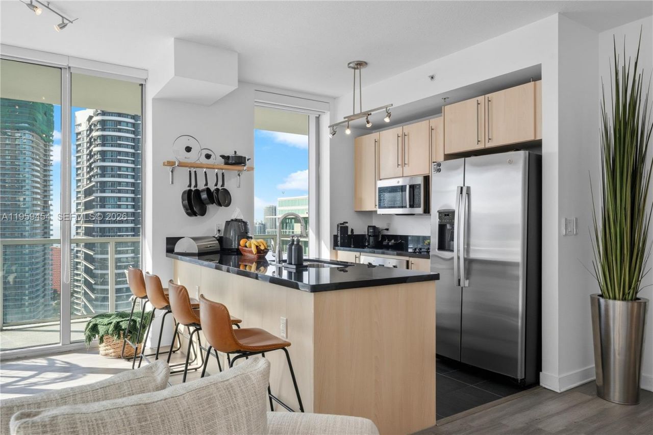 1111 SW 1st Ave, Unit UPH4019-, Miami, FL 33130 Photo