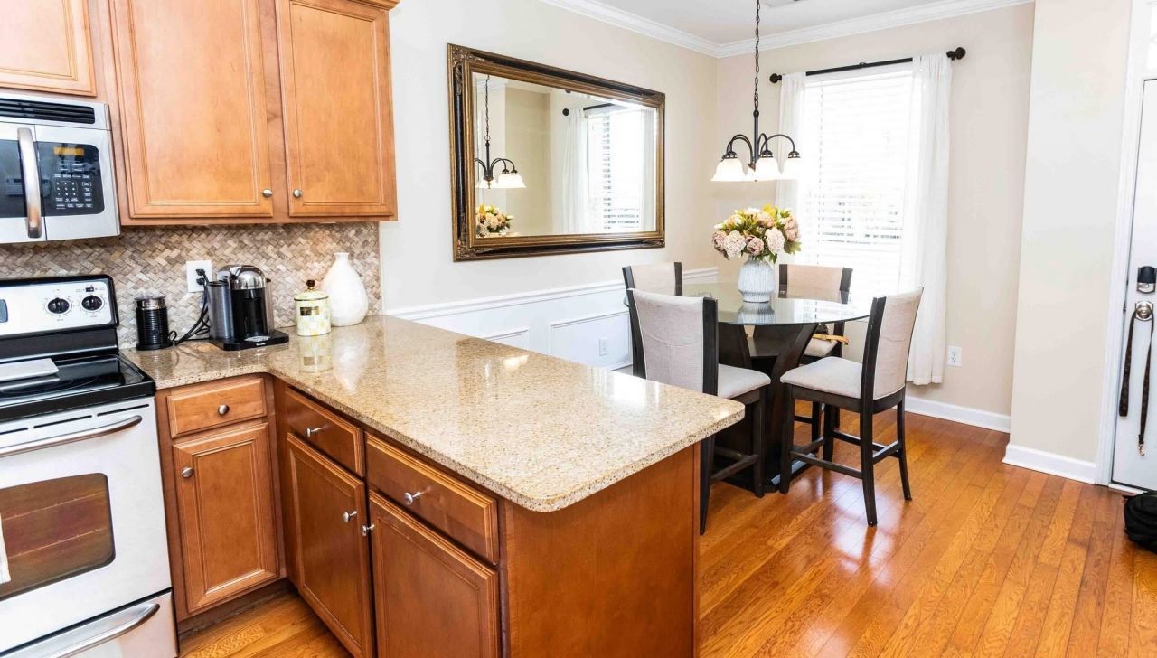 3560 Alexandria Ave. Photo 4