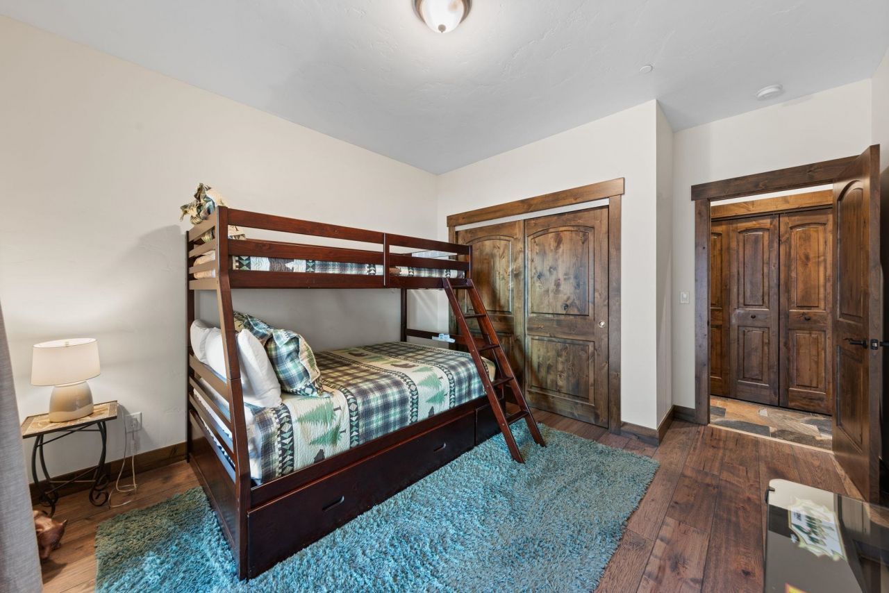 8627 Trout Avenue, Kings Beach, CA 96143 Photo