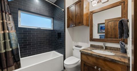 8627 Trout Avenue, Kings Beach, CA 96143 Photo