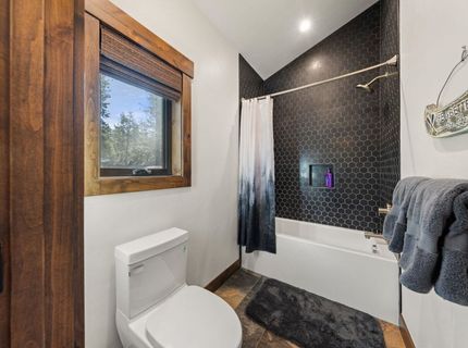 8627 Trout Avenue, Kings Beach, CA 96143 Photo