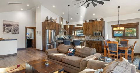 8627 Trout Avenue, Kings Beach, CA 96143 Photo