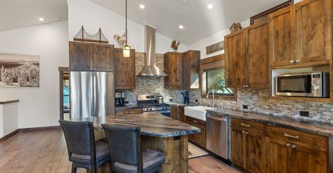 8627 Trout Avenue, Kings Beach, CA 96143 Photo