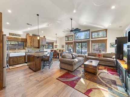 8627 Trout Avenue, Kings Beach, CA 96143 Photo