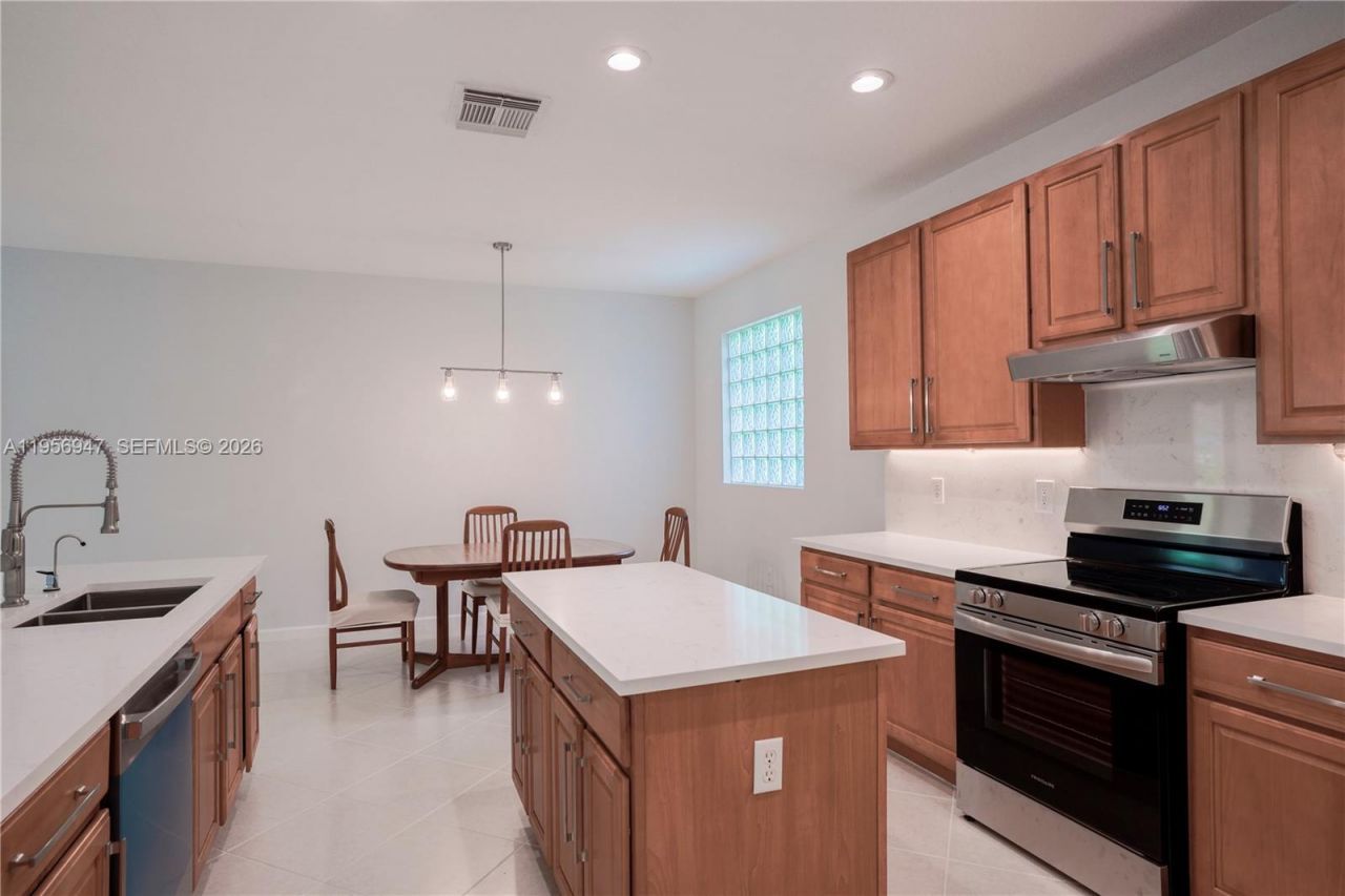 1518 Fenton Dr , Delray Beach, FL 33445 Photo