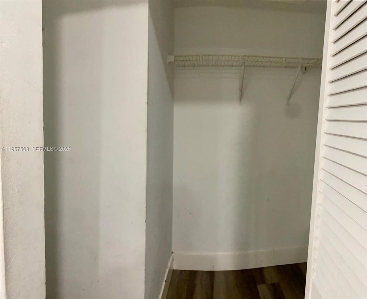 300 W Palm Cir W, Unit 307, Pembroke Pines, FL 33025 Photo