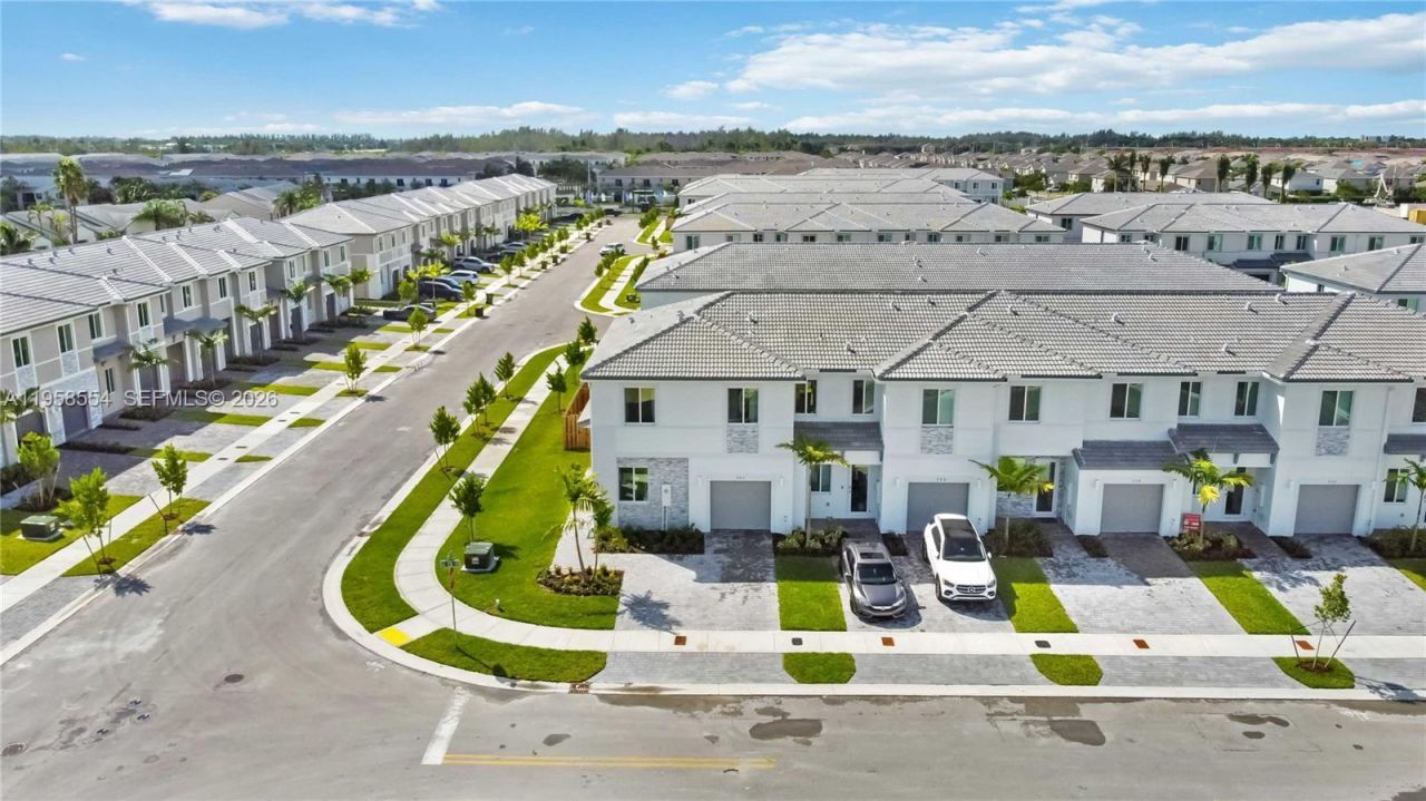 760 SE 13th Ct, Homestead, FL 33034 Photo