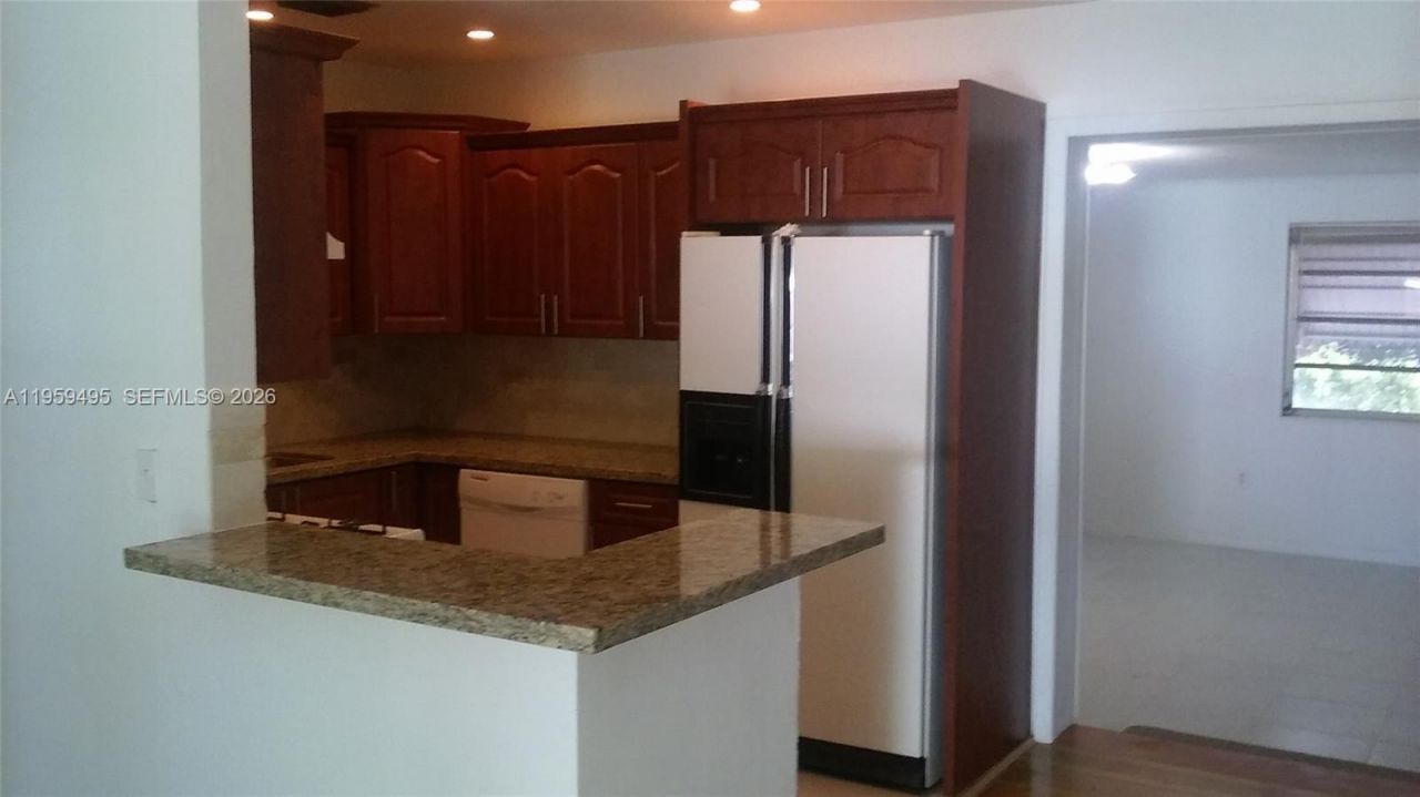 3920 NW 59th Ave , Unit ., Virginia Gardens, FL 33166 Photo