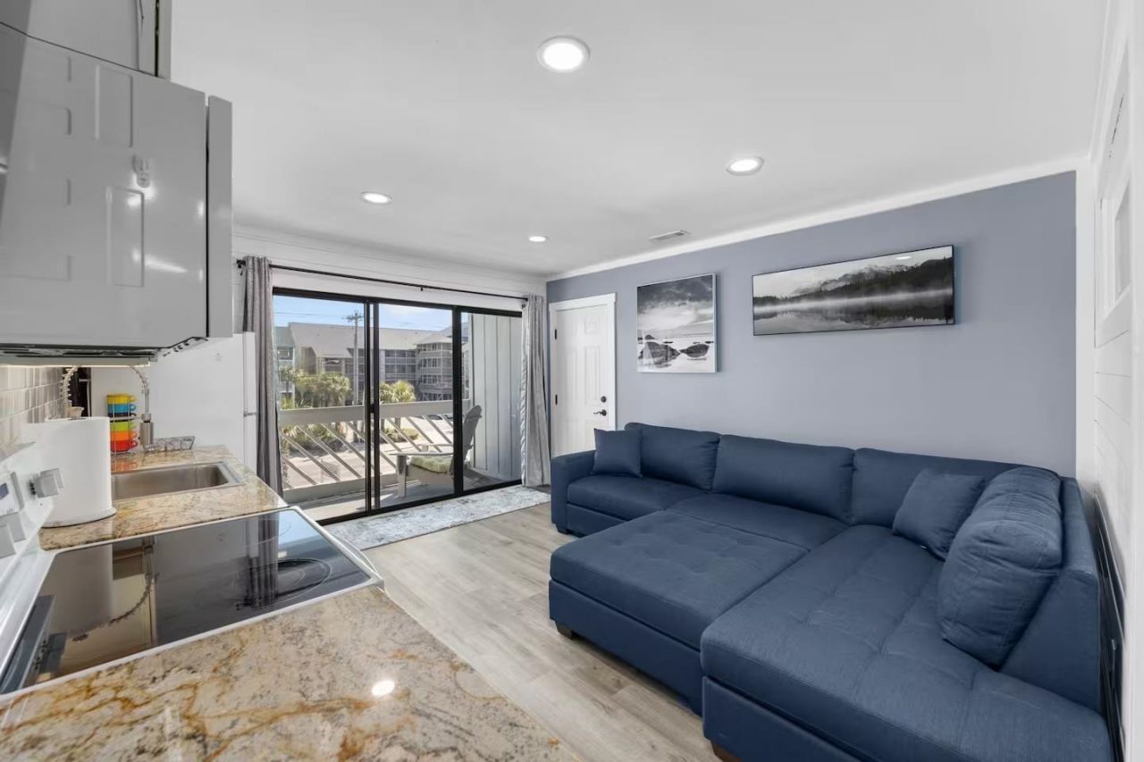 627 N Waccamaw Dr. Photo 11