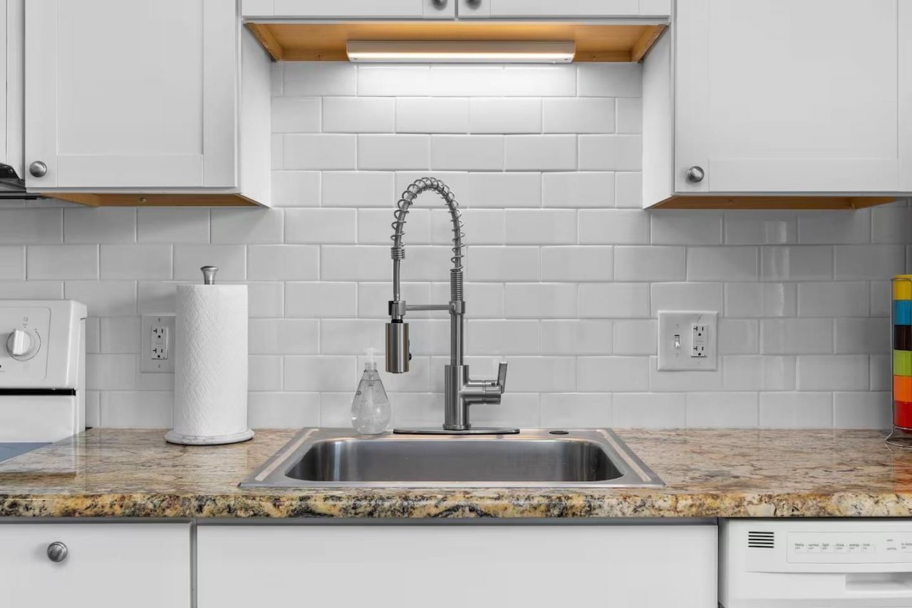 627 N Waccamaw Dr. Photo 18