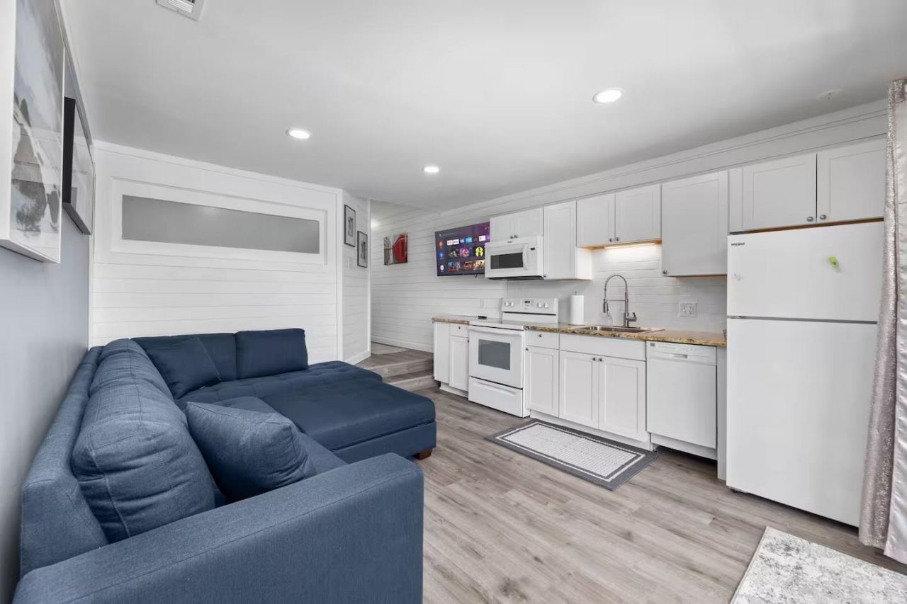 627 N Waccamaw Dr. Photo 19