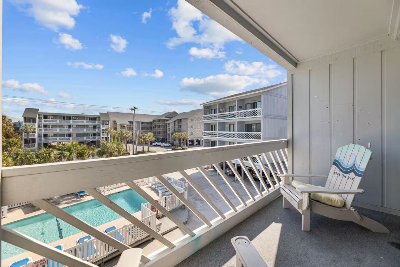 627 N Waccamaw Dr. Photo 23