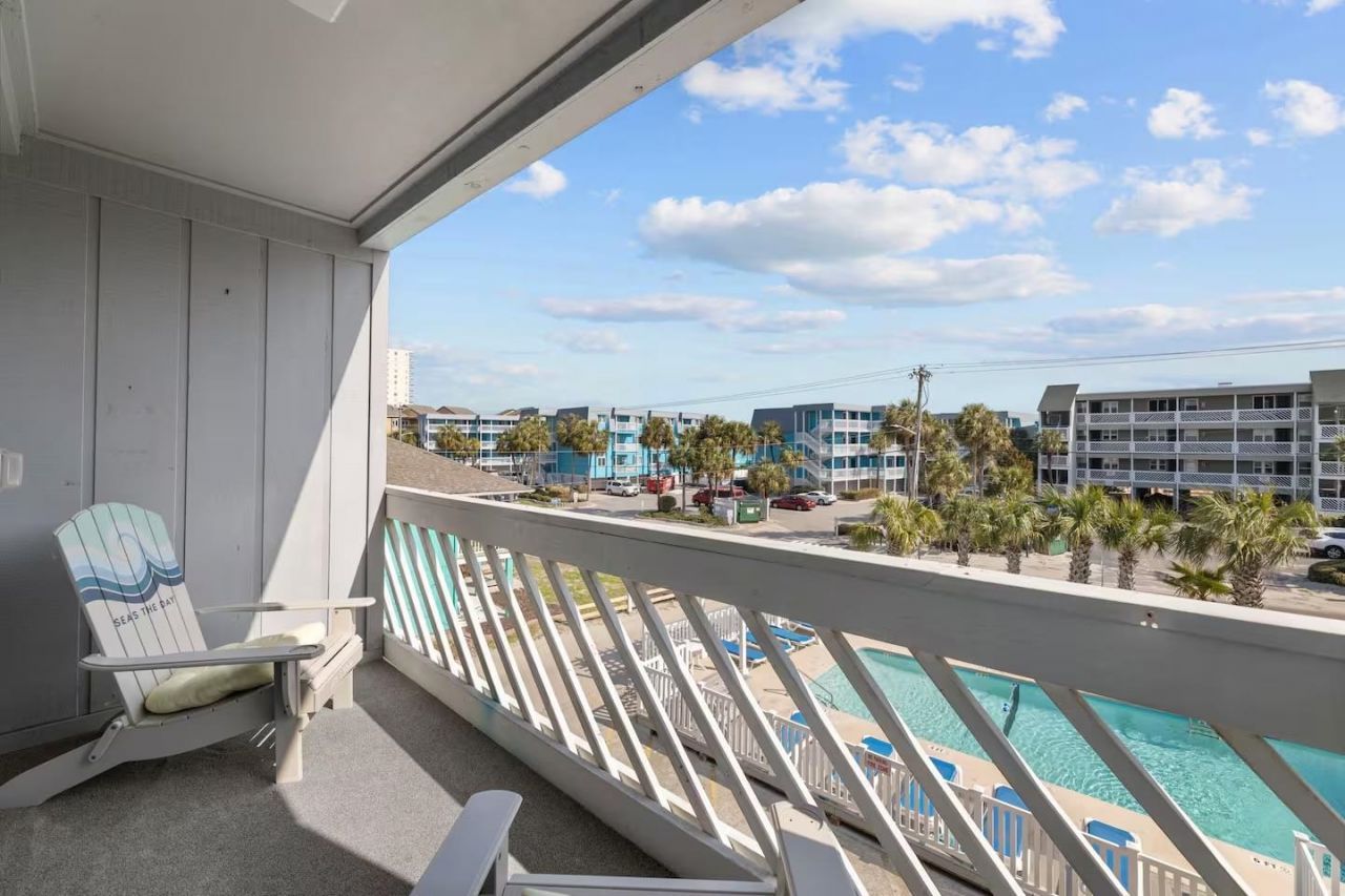 627 N Waccamaw Dr. Photo 24