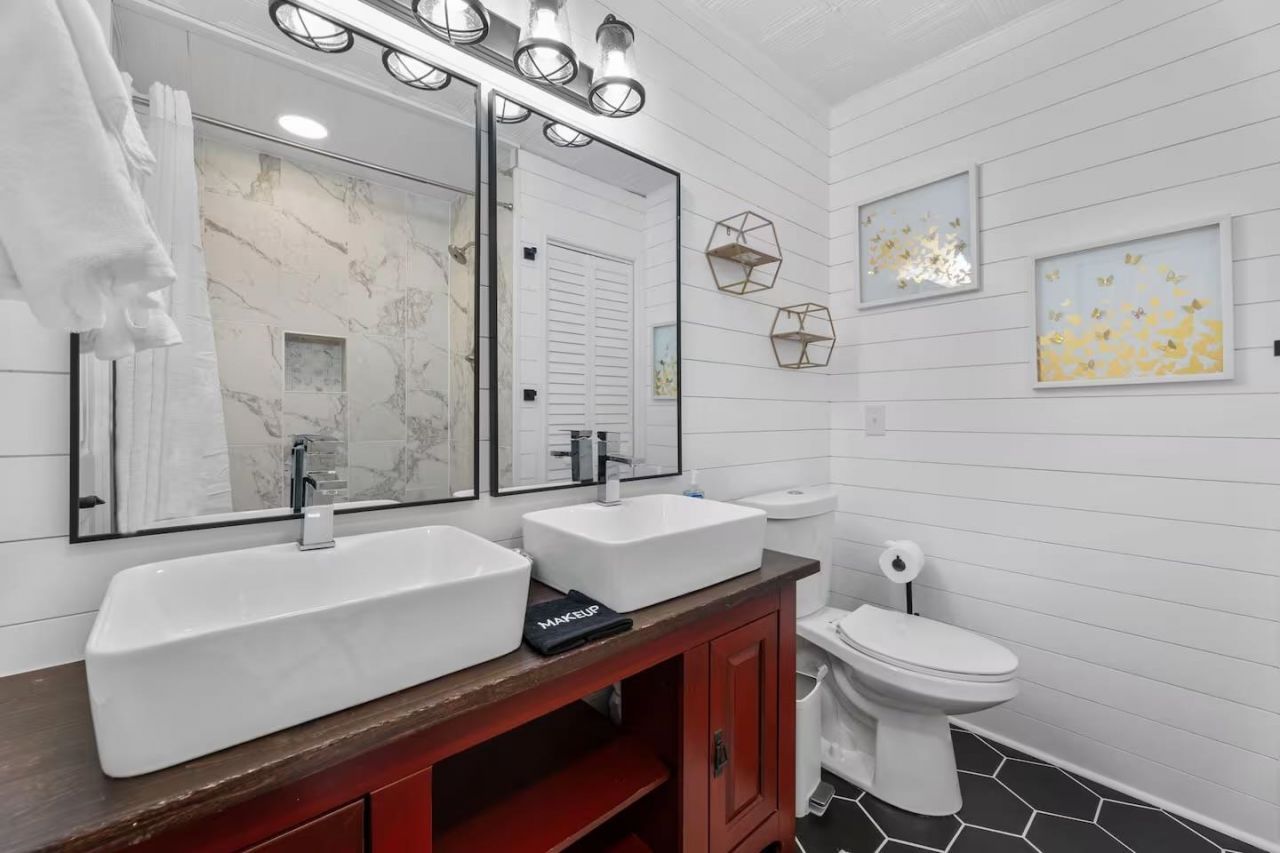 627 N Waccamaw Dr. Photo 6