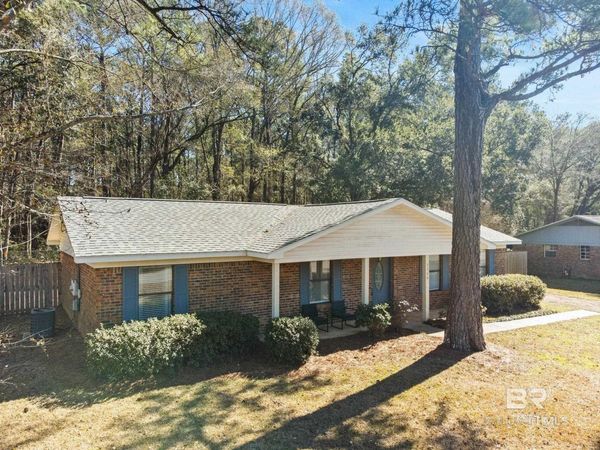 5366 E Scanlan Way, Satsuma, AL 36572