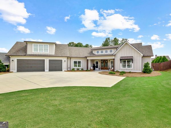 21 Waterview Circle, Newnan, GA 30263