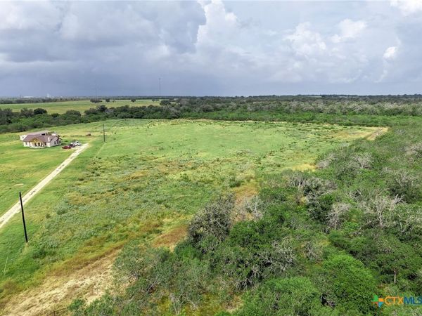 956 Johnson Farms Road, Harwood, TX 78632