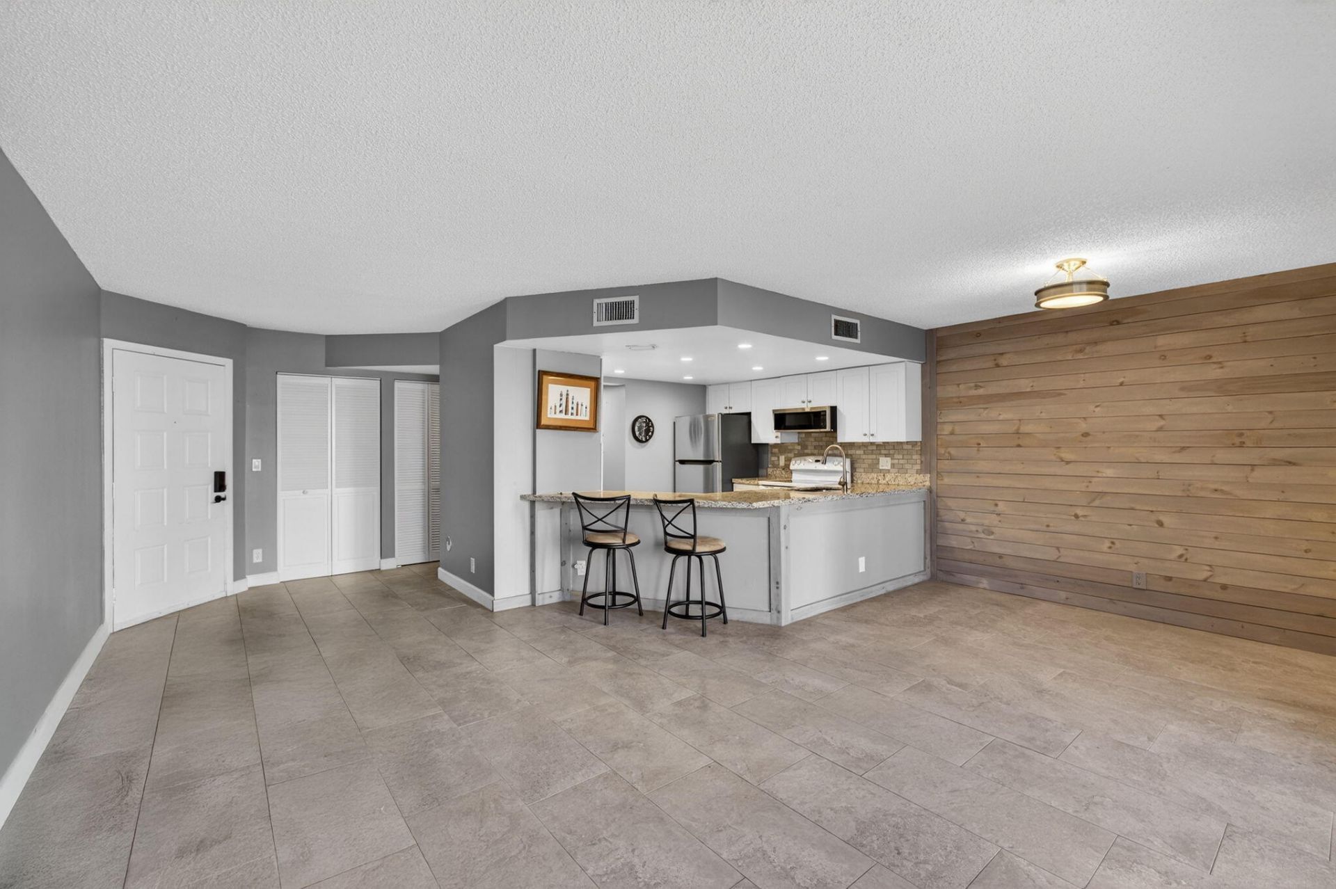 1605 S Us Highway 1, Unit D105, Jupiter, FL 33477 Photo