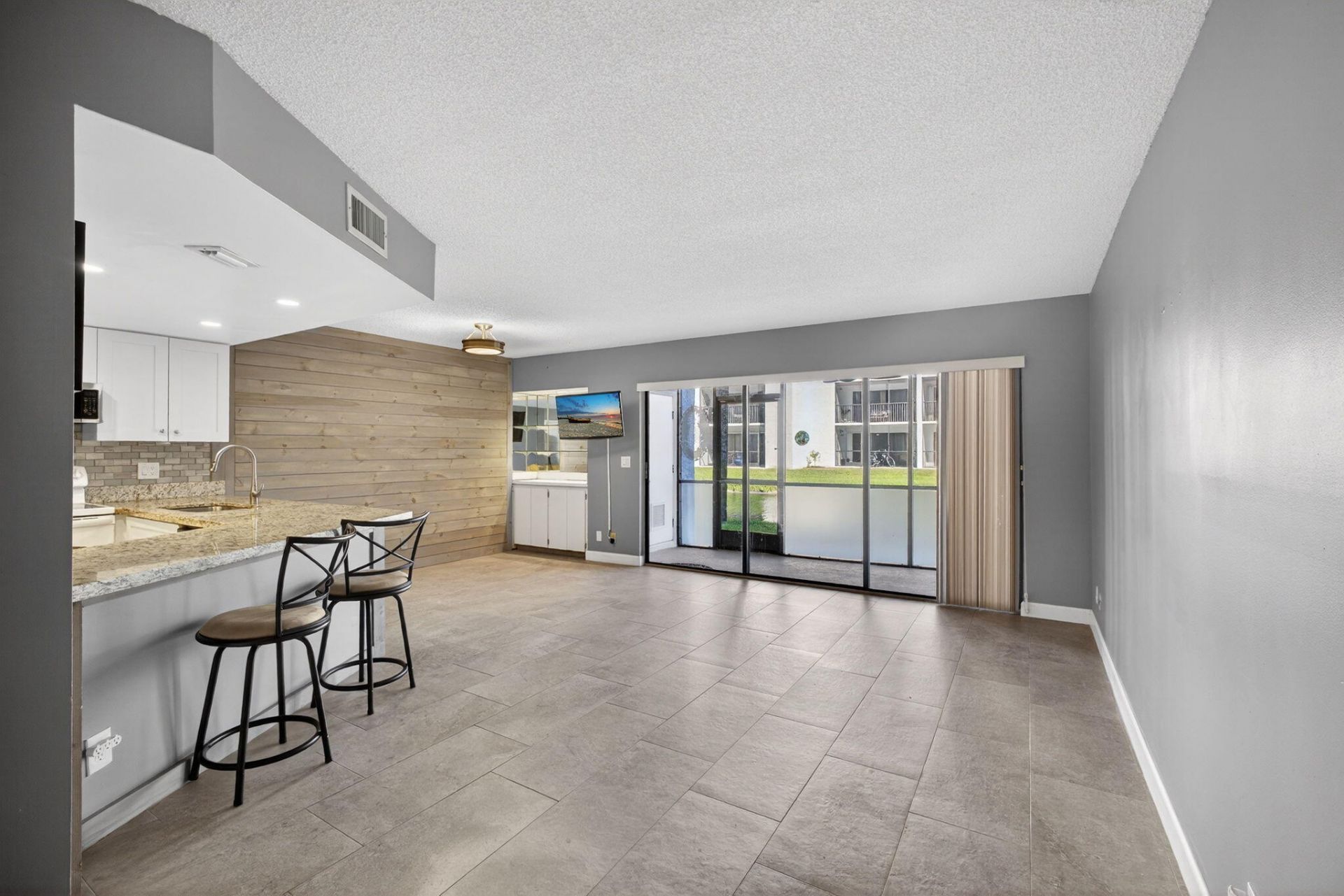 1605 S Us Highway 1, Unit D105, Jupiter, FL 33477 Photo