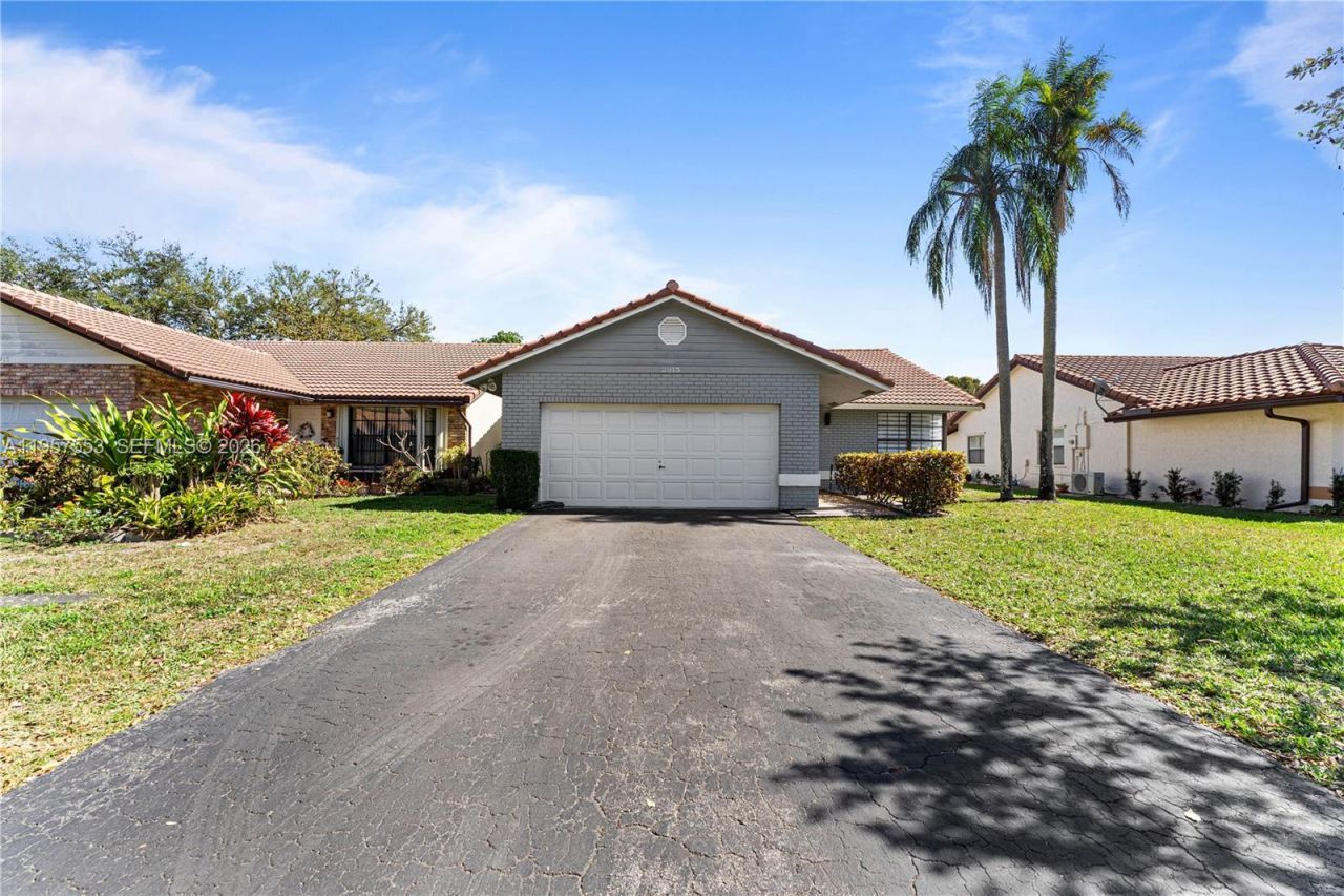 2915 NW 95th Ave, Coral Springs, FL 33065 Photo