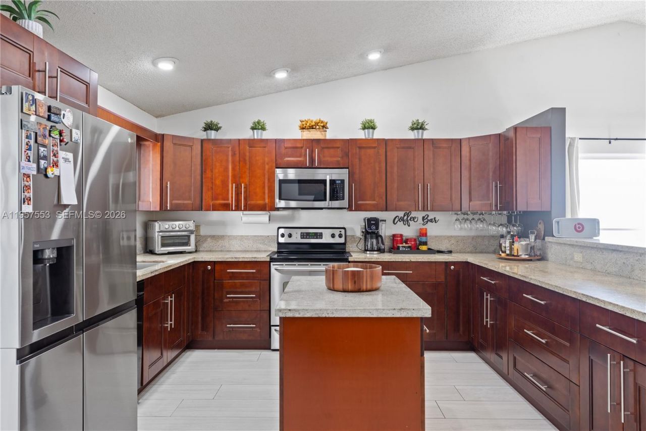 2915 NW 95th Ave, Coral Springs, FL 33065 Photo