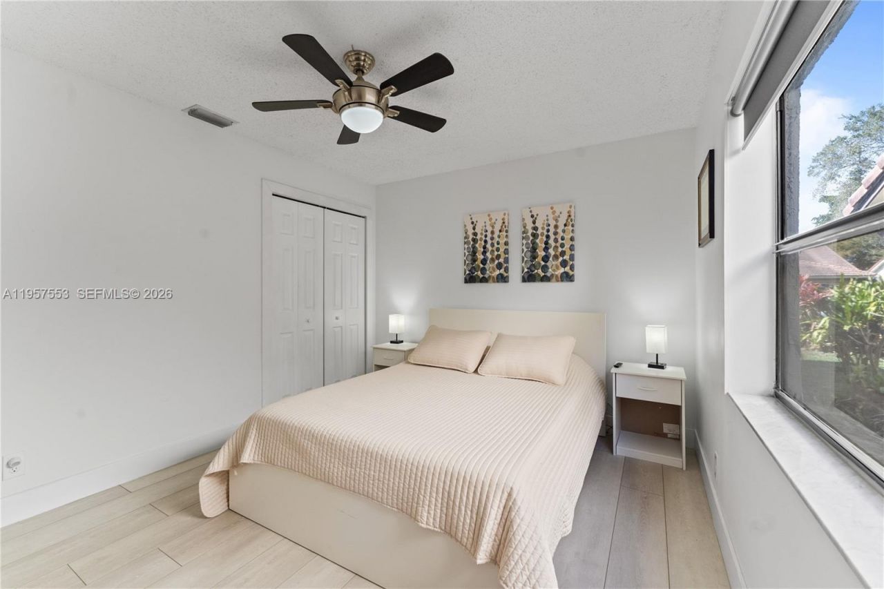 2915 NW 95th Ave, Coral Springs, FL 33065 Photo