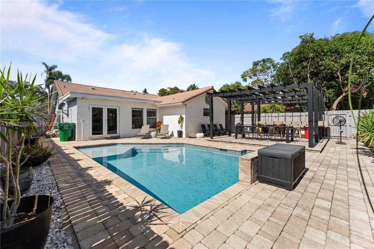 2915 NW 95th Ave, Coral Springs, FL 33065 Photo