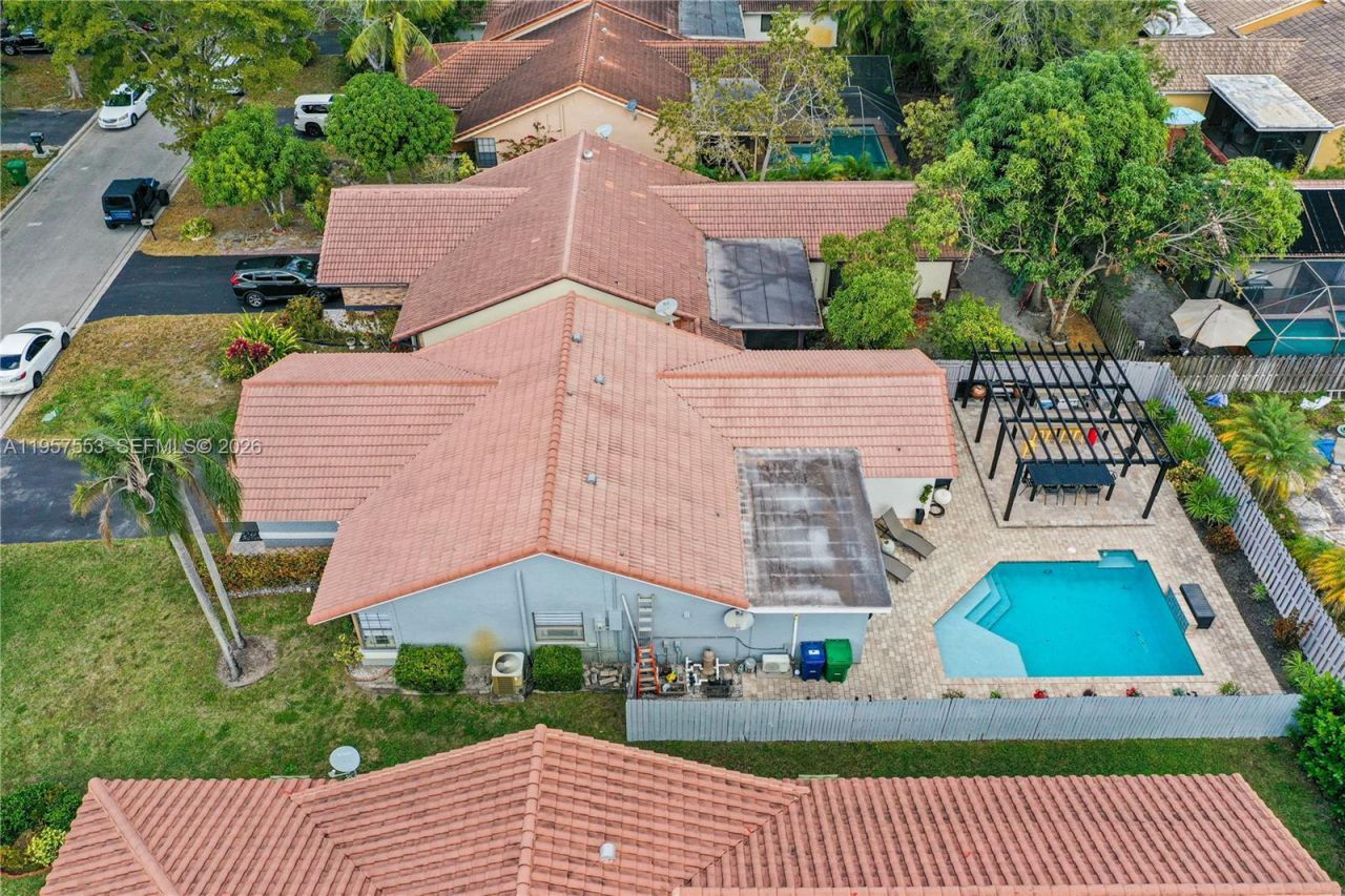 2915 NW 95th Ave, Coral Springs, FL 33065 Photo