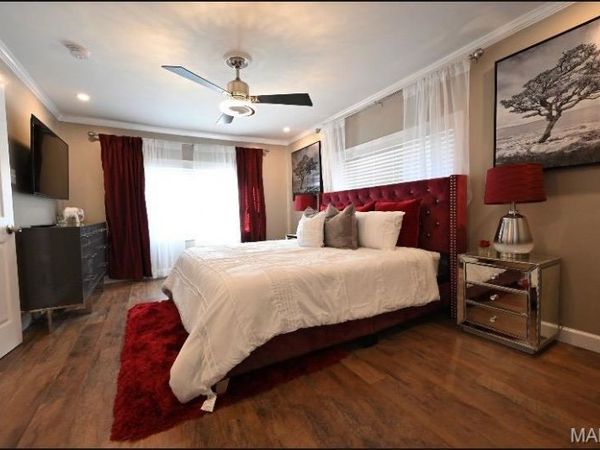 8834 Blewett Avenue, Jennings, MO 63136