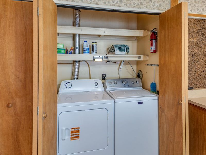 208 Shaw Road, Englewood, OH 45322 Photo 12