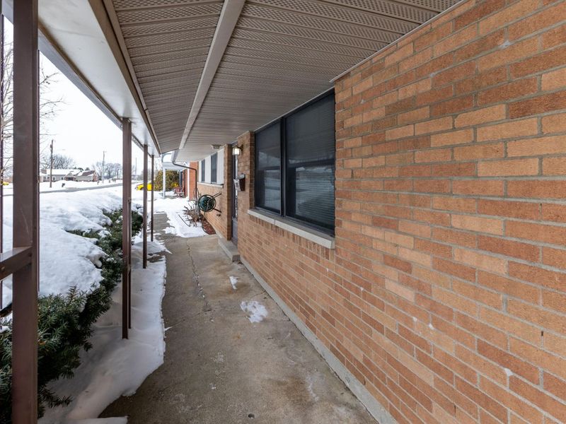 208 Shaw Road, Englewood, OH 45322 Photo 4