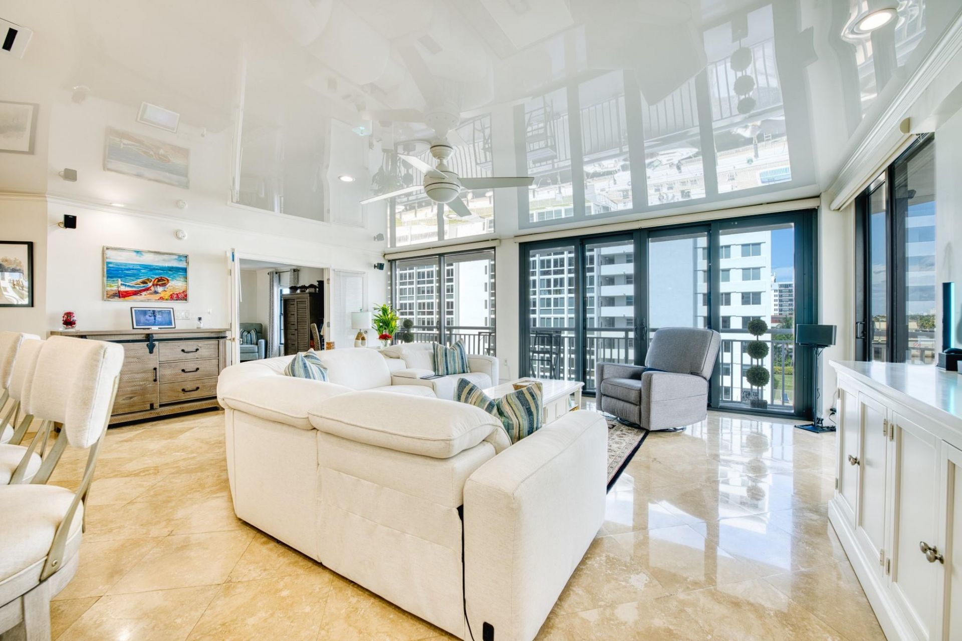 3100 NE 48th Street, Unit 412, Fort Lauderdale, FL 33308 Photo