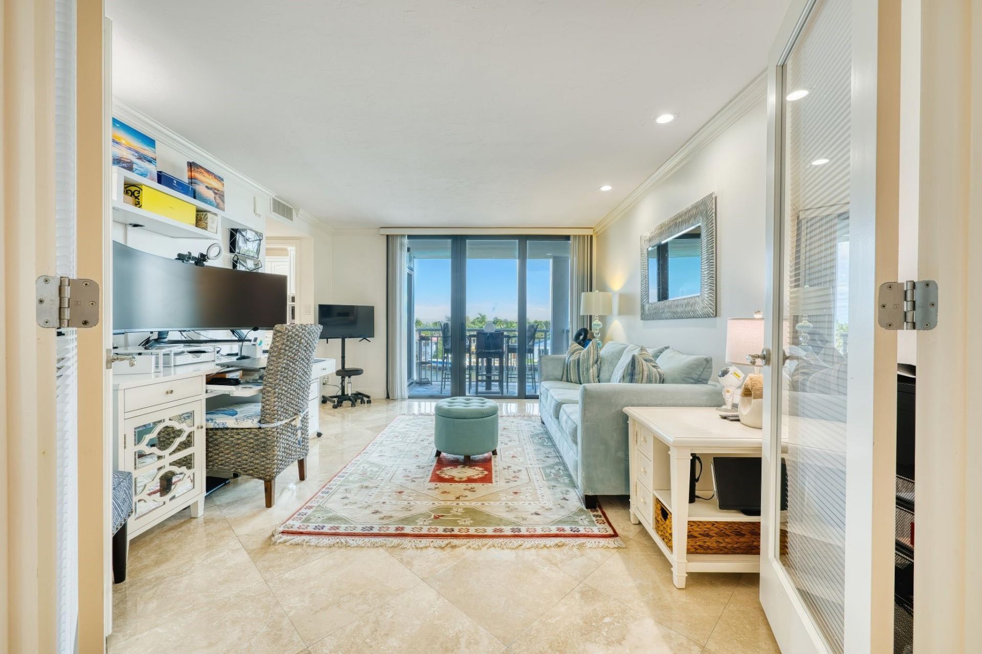 3100 NE 48th Street, Unit 412, Fort Lauderdale, FL 33308 Photo