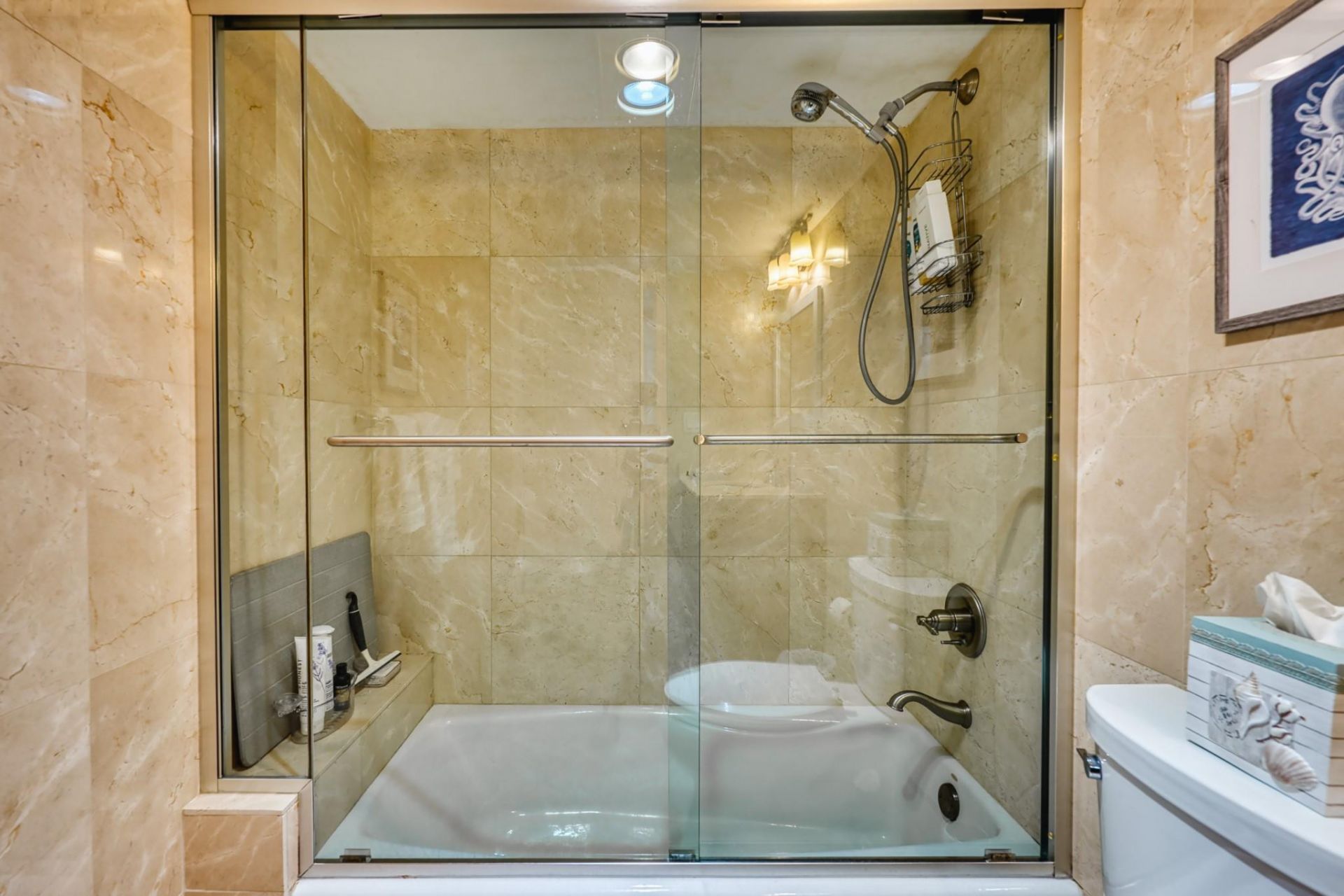 3100 NE 48th Street, Unit 412, Fort Lauderdale, FL 33308 Photo