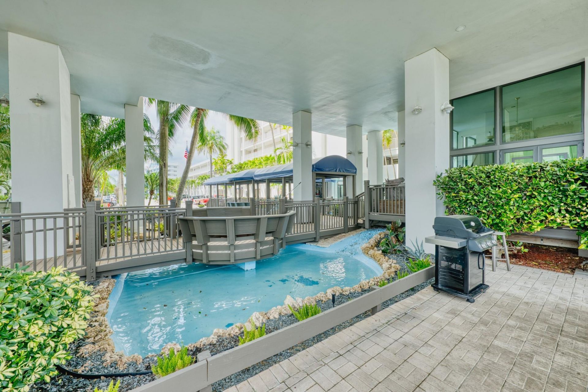 3100 NE 48th Street, Unit 412, Fort Lauderdale, FL 33308 Photo