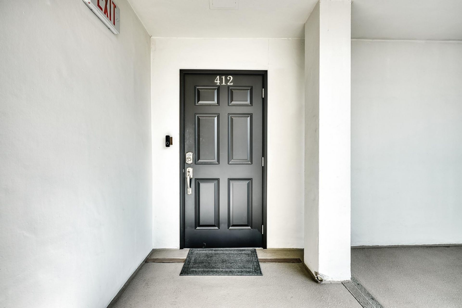 3100 NE 48th Street, Unit 412, Fort Lauderdale, FL 33308 Photo