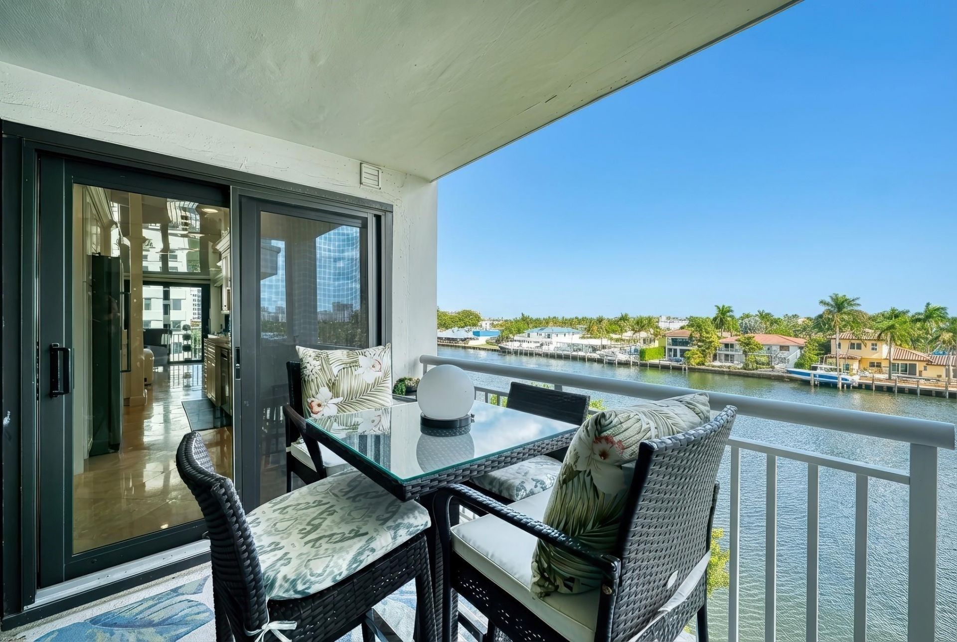 3100 NE 48th Street, Unit 412, Fort Lauderdale, FL 33308 Photo