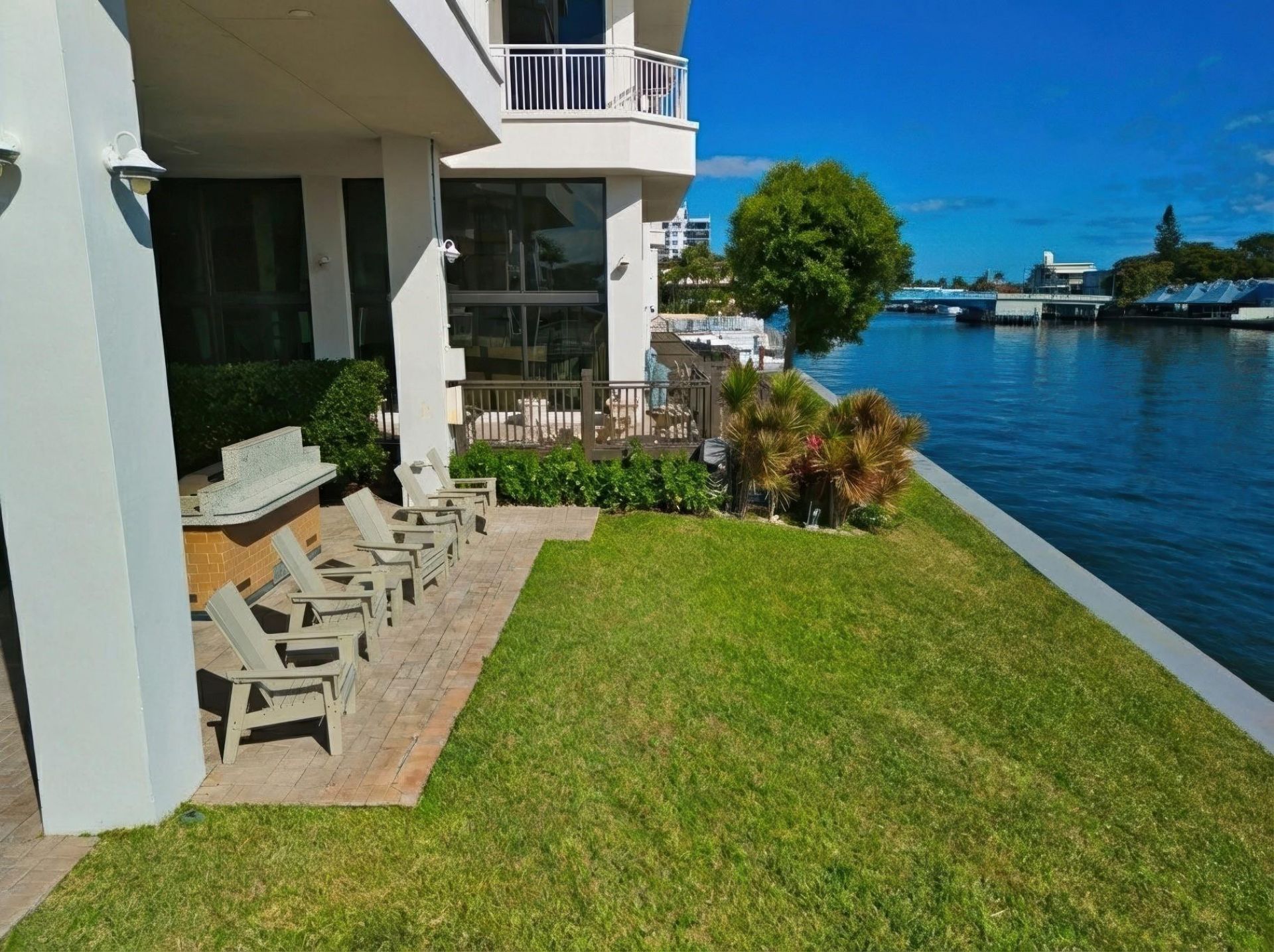 3100 NE 48th Street, Unit 412, Fort Lauderdale, FL 33308 Photo