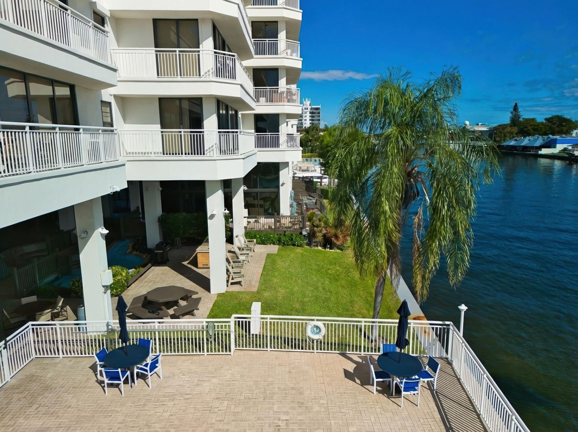 3100 NE 48th Street, Unit 412, Fort Lauderdale, FL 33308 Photo