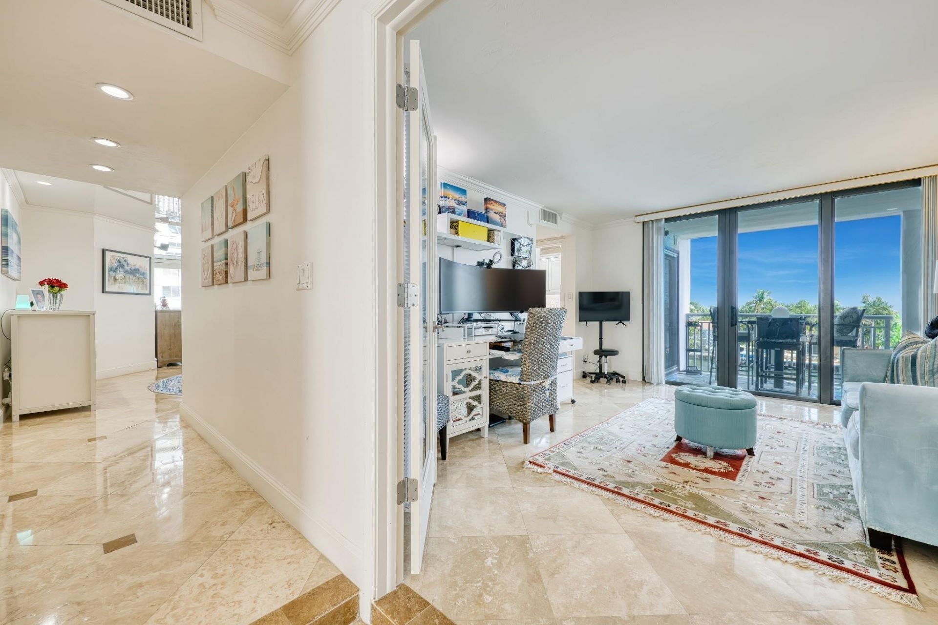 3100 NE 48th Street, Unit 412, Fort Lauderdale, FL 33308 Photo