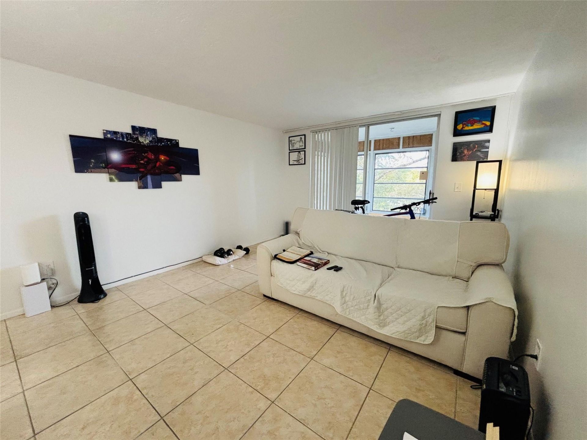 7300 NW 17th Street, Unit 405, Plantation, FL 33313 Photo