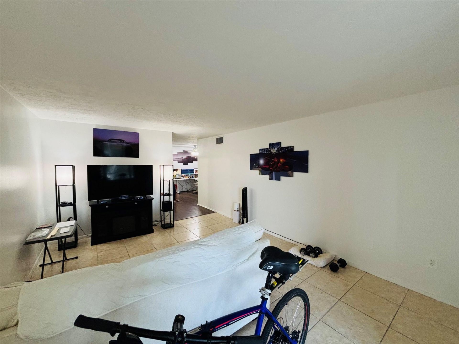 7300 NW 17th Street, Unit 405, Plantation, FL 33313 Photo