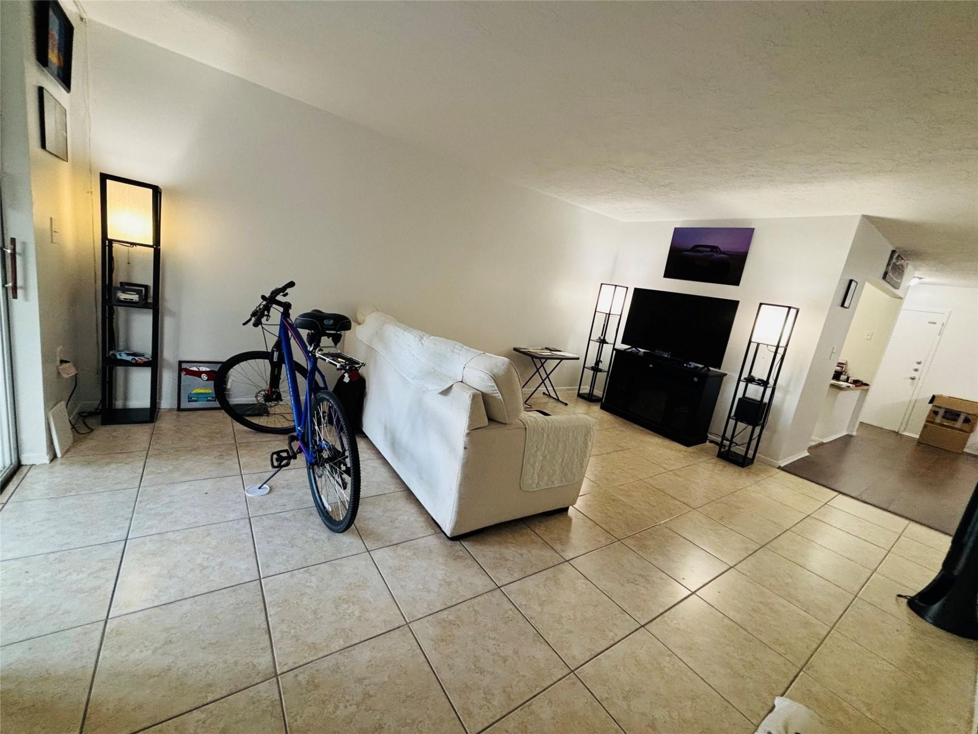 7300 NW 17th Street, Unit 405, Plantation, FL 33313 Photo