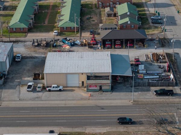 2723 Jackson Hwy, Sheffield, AL