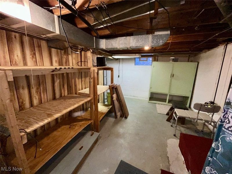 521 Powers Avenue, Girard, OH 44420 Photo 21