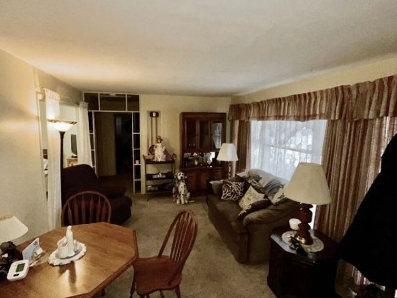 521 Powers Avenue, Girard, OH 44420 Photo 4