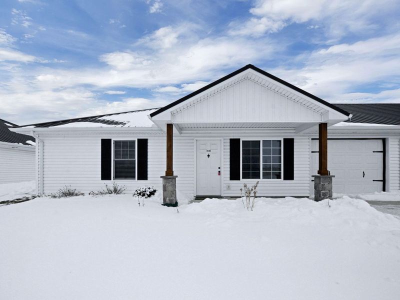 1641 Wright Street, Unit 9, Bellefontaine, OH 43311 Photo 1