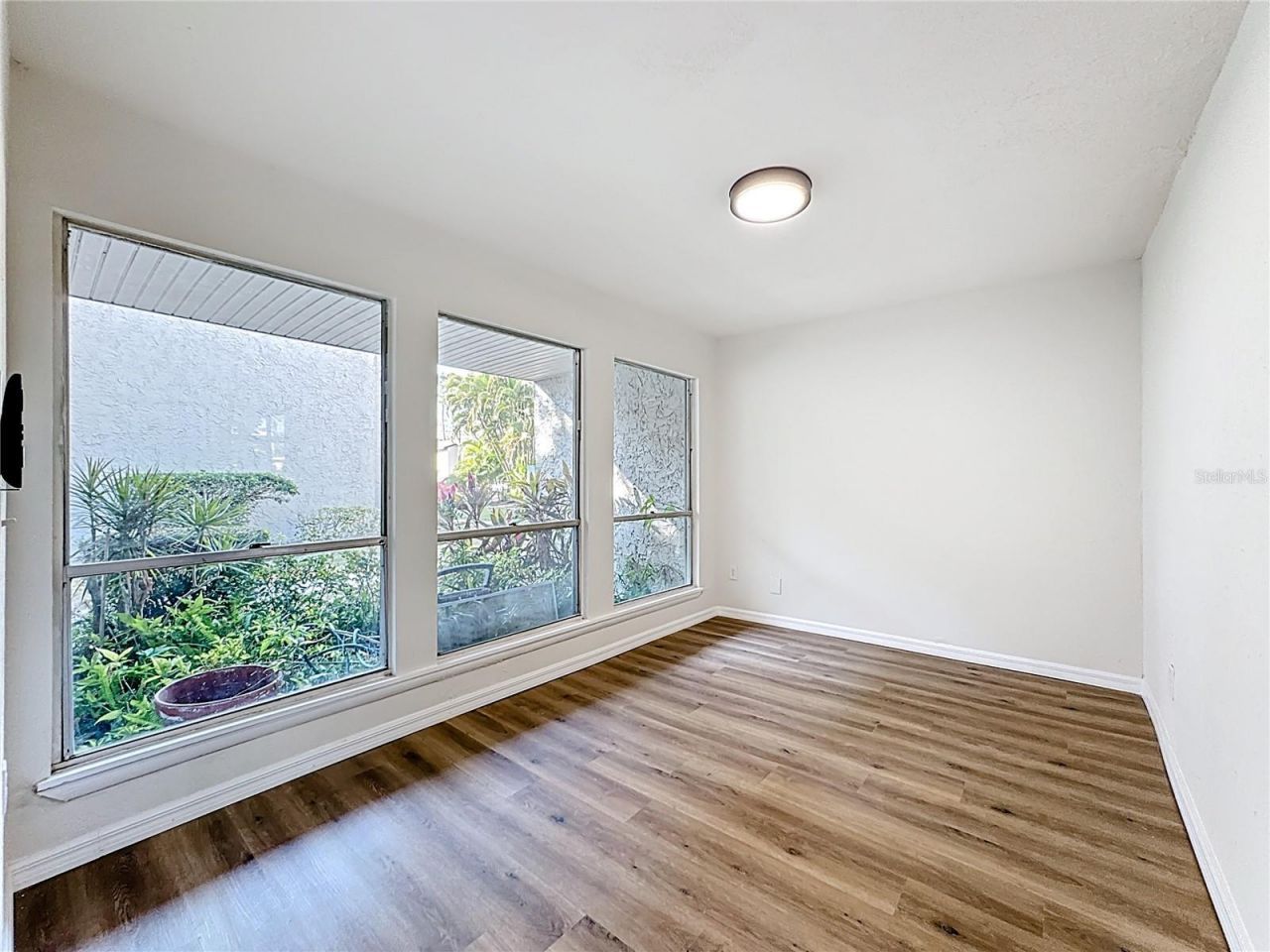 4445 Rayfield Drive, Sarasota, FL 34243 Photo